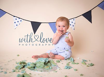 baby cake smash photo